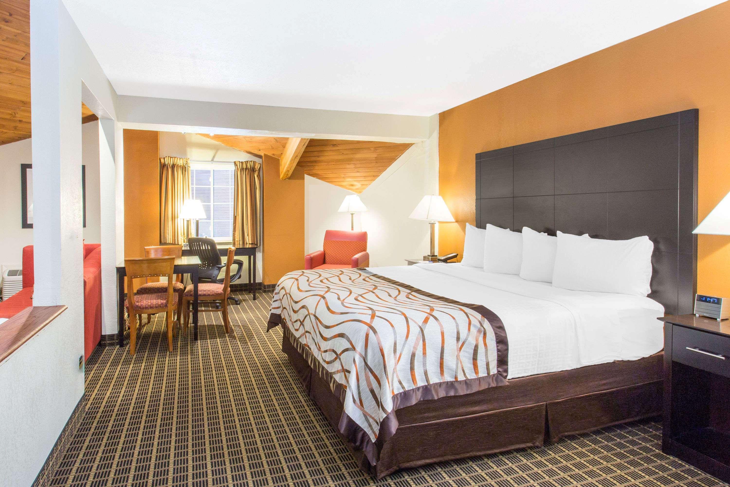 Hotel Baymont By Wyndham Muskegon Exteriér fotografie
